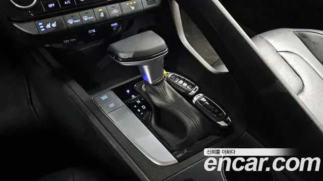 Hyundai Avante 2020 — Фото 9/20