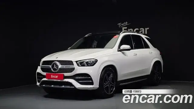 Mercedes-Benz GLE-Class 2021 — Şəkil 17/20