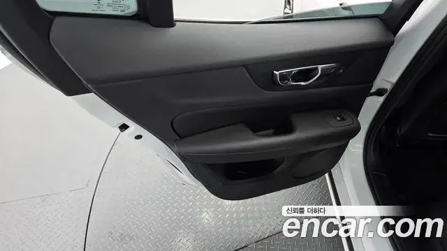 Volvo S60 2020 — Photo 12/30