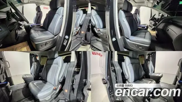 Hyundai Staria 2022 — Photo 16/20
