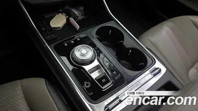 Kia Carnival 2024 — Photo 9/20