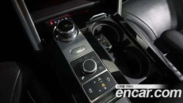 Land Rover Discovery 5 2019 — Photo 9/20