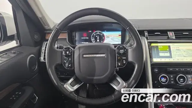 Land Rover Discovery 5 2019 — Photo 13/20