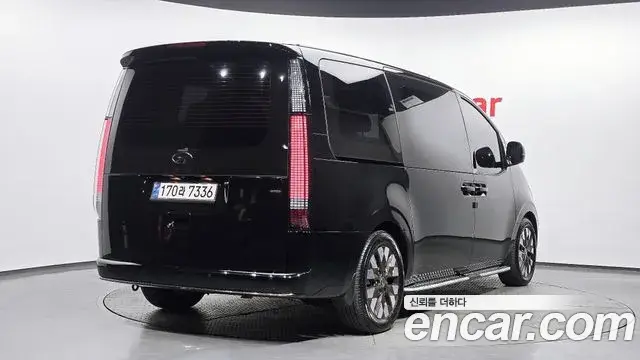 Hyundai Staria 2022 — Фото 2/20