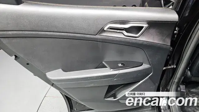 Kia Sportage 2022 — Photo 2/30
