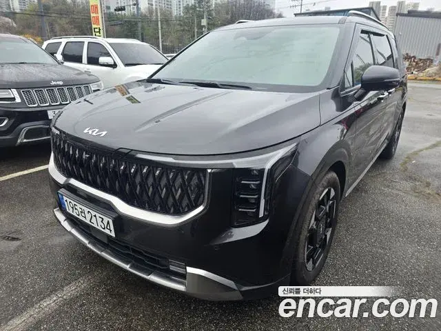 Kia Carnival 2024 — Şəkil 2/20