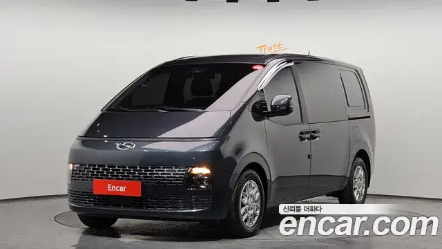 Hyundai Staria, 2022