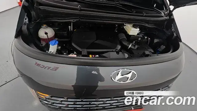 Hyundai Staria 2022 — Photo 6/20