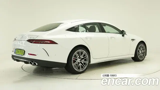 Mercedes-Benz AMG GT 2025 — Photo 1/17