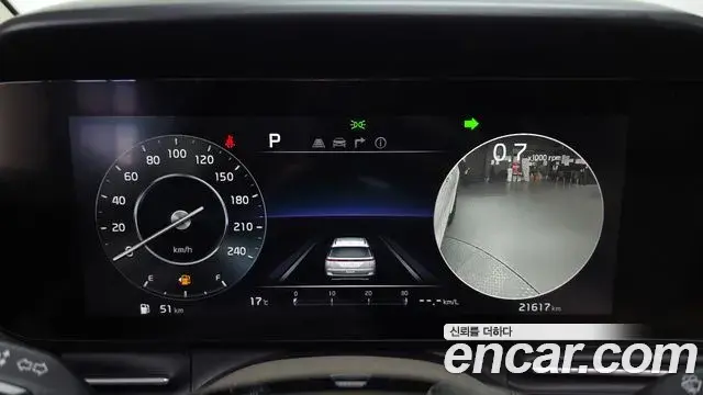 Kia Carnival 2021 — Фото 8/20