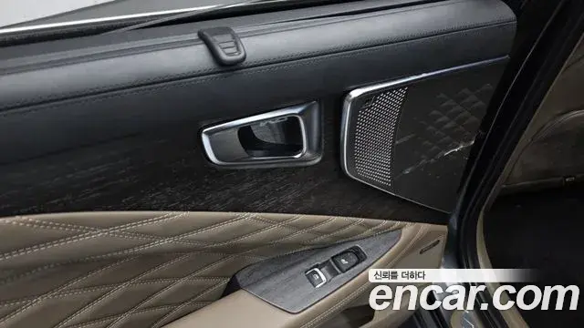 Kia K8 2023 — Şəkil 27/37