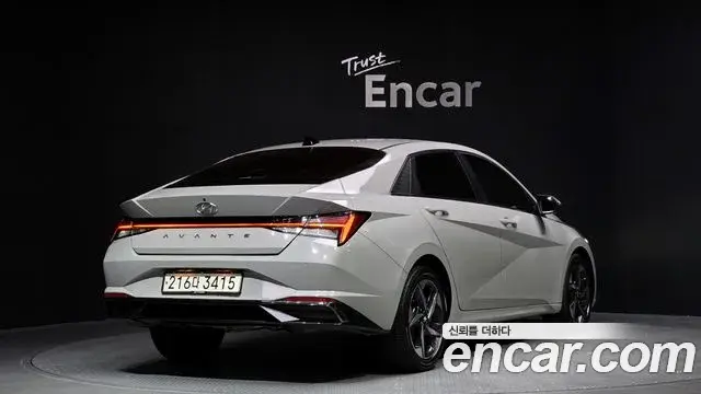 Hyundai The New Avante Hybrid 2022 — Şəkil 16/20