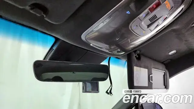 Genesis G90 2022 — Şəkil 37/40