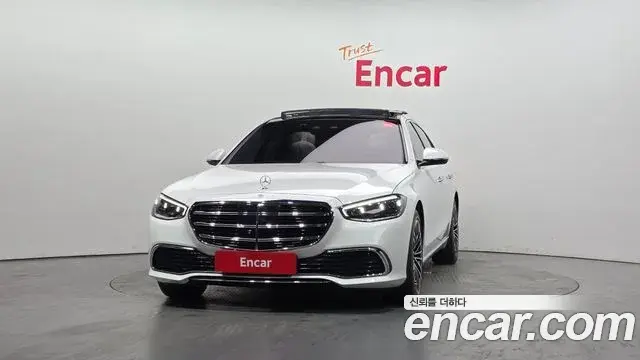 Mercedes-Benz S-Class 2024 — Photo 3/20