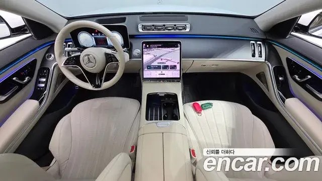Mercedes-Benz S-Class 2024 — Photo 7/20