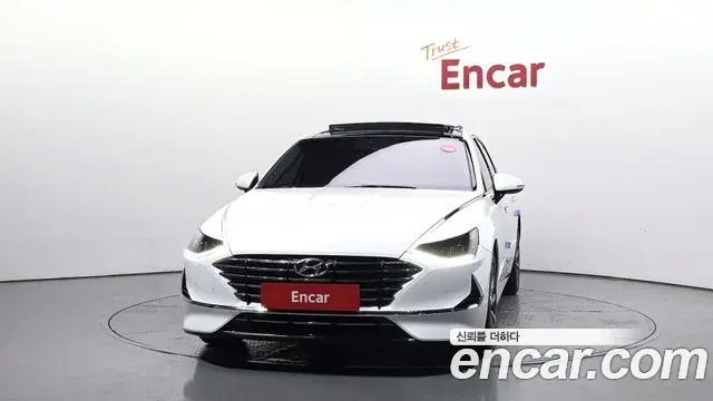 Hyundai Sonata 2019 — Фото 3/20