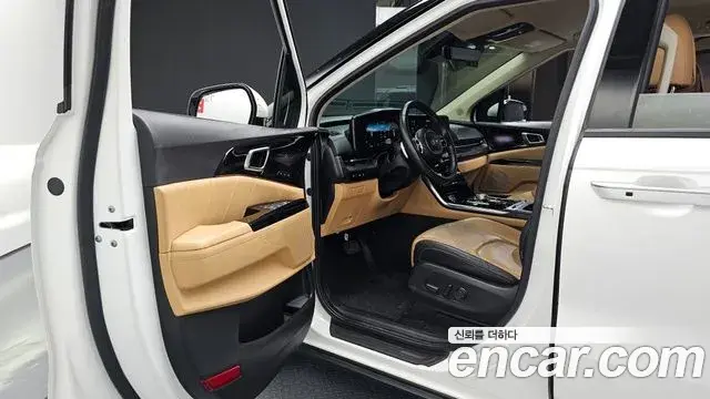 Kia Carnival 2021 — Şəkil 10/20