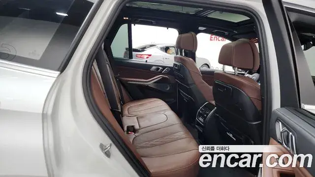 BMW X5 2022 — Photo 11/20