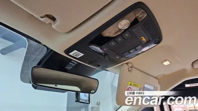 Kia Carnival 2020 — Фото 18/20