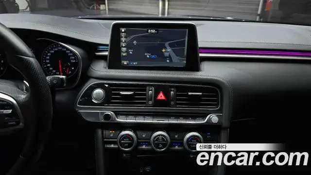 Genesis G70 2019 — Şəkil 24/33