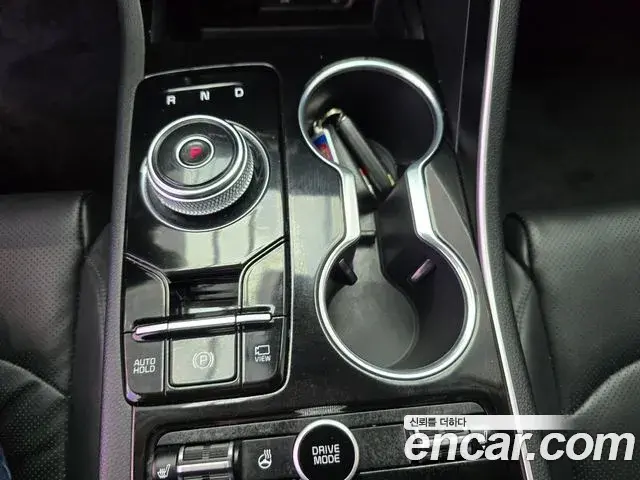 Kia K5 2022 — Şəkil 15/19