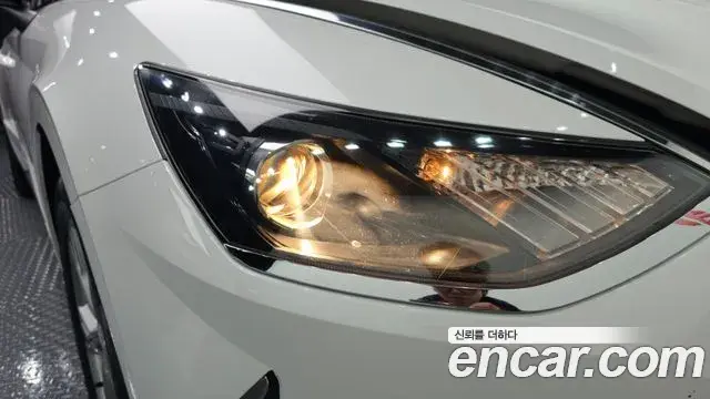 Hyundai Sonata Hybrid 2022 — ფოტო 27/29