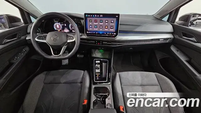 Volkswagen Golf 2025 — Photo 7/20