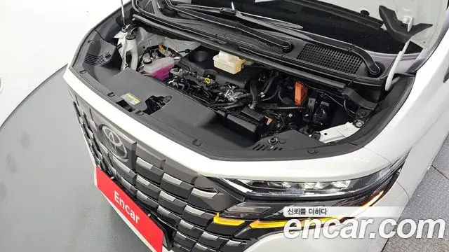 Toyota Alphard 2025 — Photo 6/20