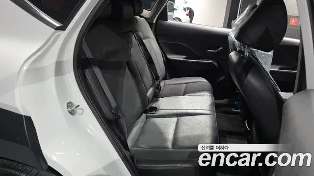 Hyundai Kona Hybrid 2023 — Şəkil 13/20