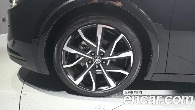 Toyota Prius 2026 — Photo 5/20