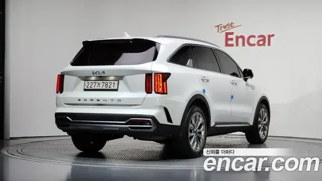 Kia Sorento 2022 — Photo 20/35