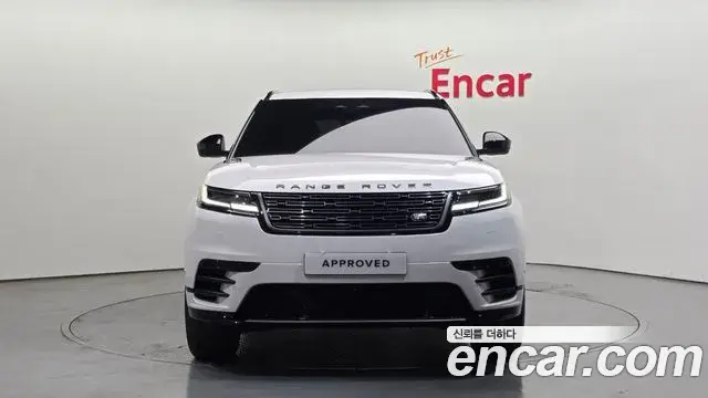 Land Rover Range Rover Velar 2026 — Photo 7/20