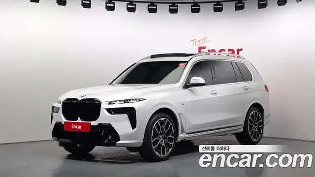 BMW X7, 2025