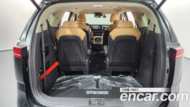 Kia Carnival 2022 — Photo 20/20