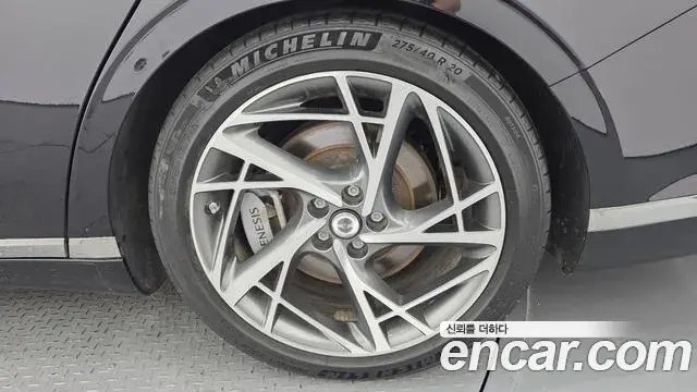 Genesis G90 2022 — Şəkil 29/34