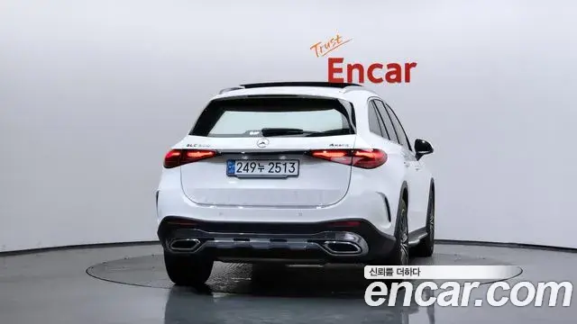 Mercedes-Benz GLC-Class 2025 — Photo 4/20
