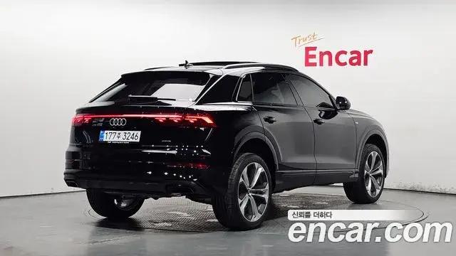 Audi Q7 2026 — Photo 2/20