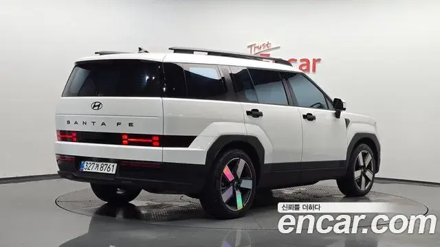 Hyundai Santa Fe 2025 — ფოტო 14/20