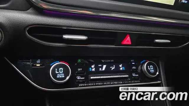 Hyundai Sonata Hybrid 2019 — Şəkil 13/33