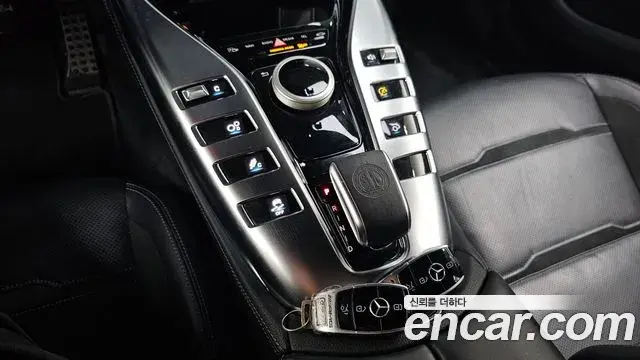 Mercedes-Benz AMG GT 2019 — Photo 9/20