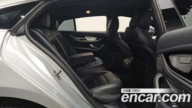 Mercedes-Benz AMG GT 2019 — Photo 11/20