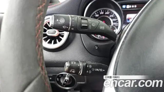 Mercedes-Benz GLA-Class 2018 — Photo 7/30