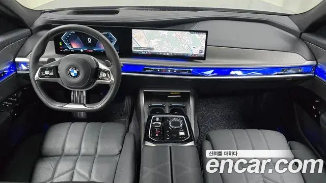 BMW 7 Series 2024 — Photo 7/20