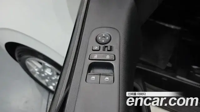 Hyundai Staria 2022 — Photo 14/20