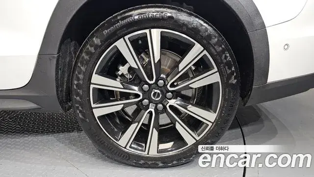 Volvo V60 Cross Country 2024 — Şəkil 34/36