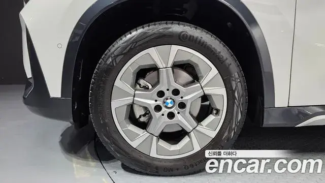 BMW X1 2024 — Şəkil 10/20