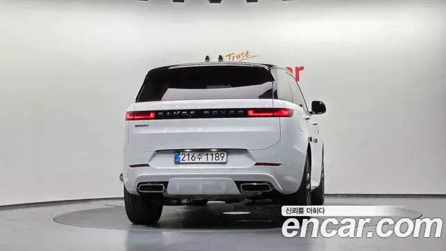 Land Rover Range Rover Sport 2025 — Photo 3/20