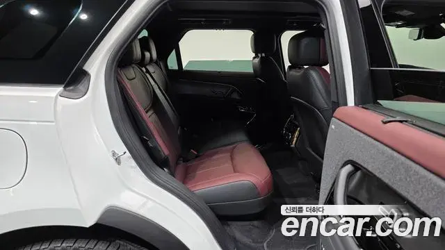 Land Rover Range Rover Sport 2025 — Photo 12/20