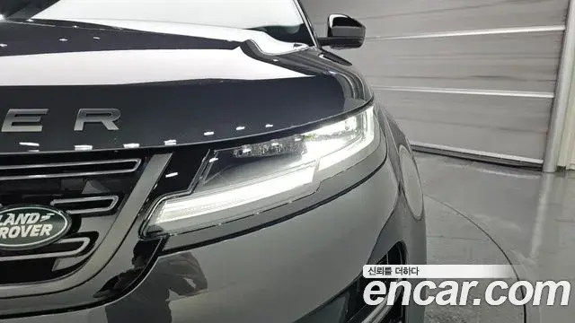 Land Rover Range Rover Evoque 2026 — Photo 17/20
