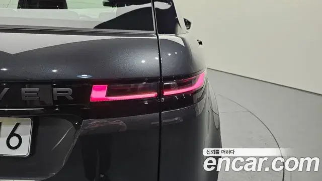 Land Rover Range Rover Evoque 2026 — Photo 19/20